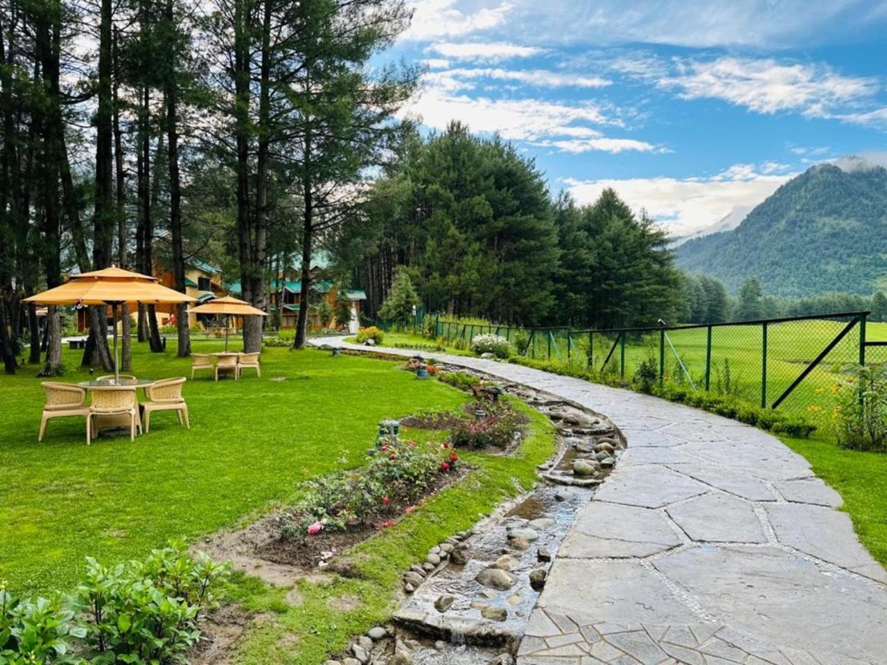 Radisson Golf Resort Pahalgām 외부 사진