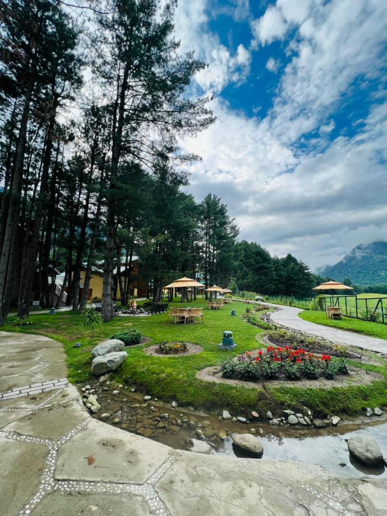 Radisson Golf Resort Pahalgām 외부 사진