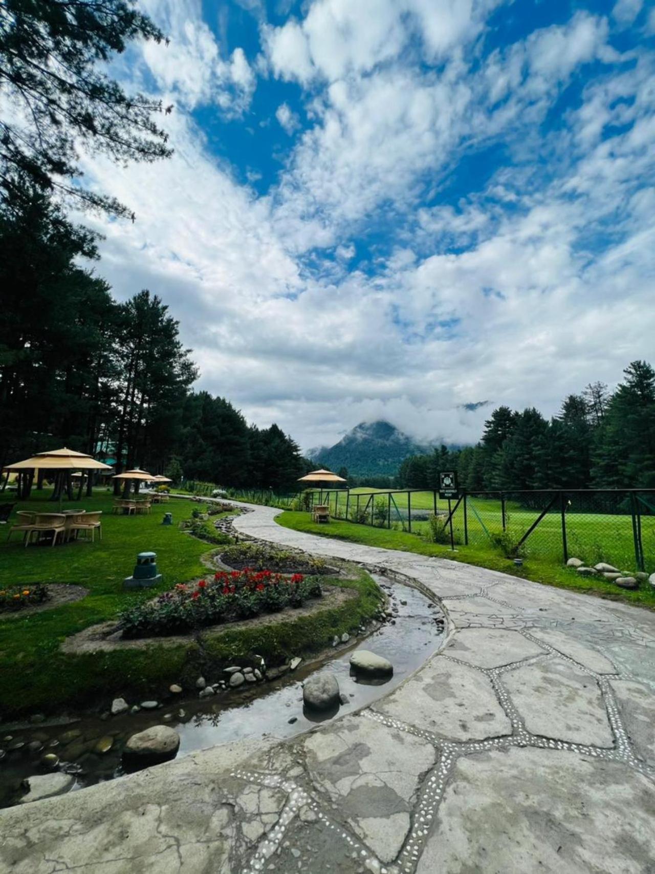 Radisson Golf Resort Pahalgām 외부 사진